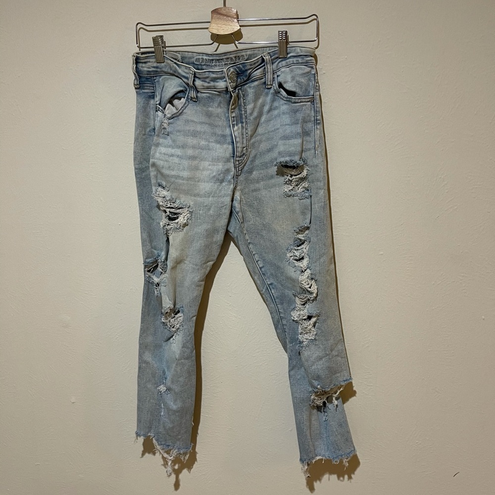 american eagle distressed jeans - size 14